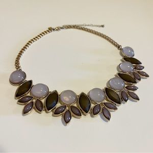 2/$10⭐️Banana Republic Statement Necklace